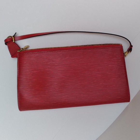 CCO | EPI/RED | LOUIS VUITTON Pochette Accessoires - Picture 5 of 7